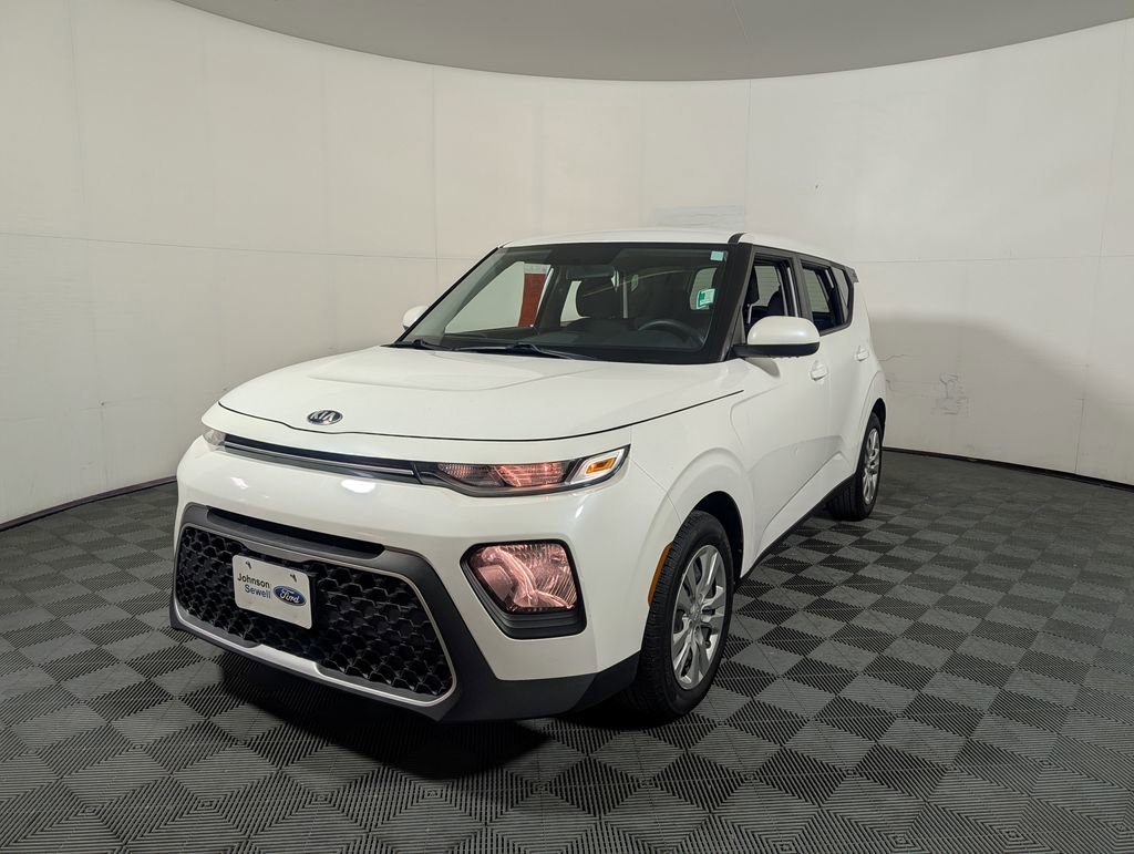 Used 2021 Kia Soul LX image 4