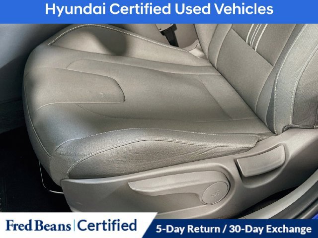 Used 2023 Hyundai Elantra SEL w/ Convenience Package FWD image 10