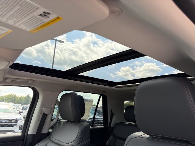 New 2027 Ford Expedition Active AWD/4WD image 26