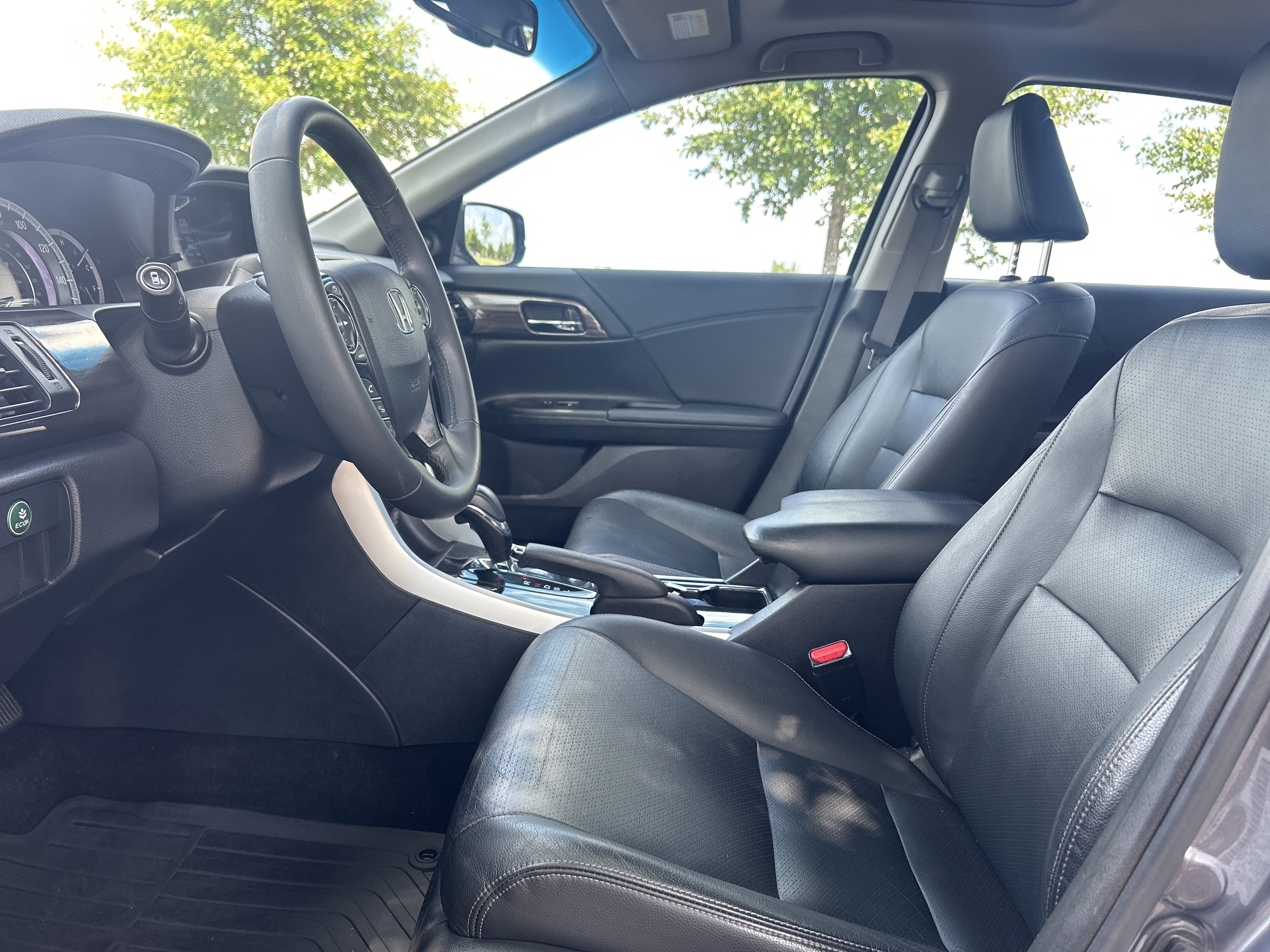 Used 2016 Honda Accord EX-L image 24