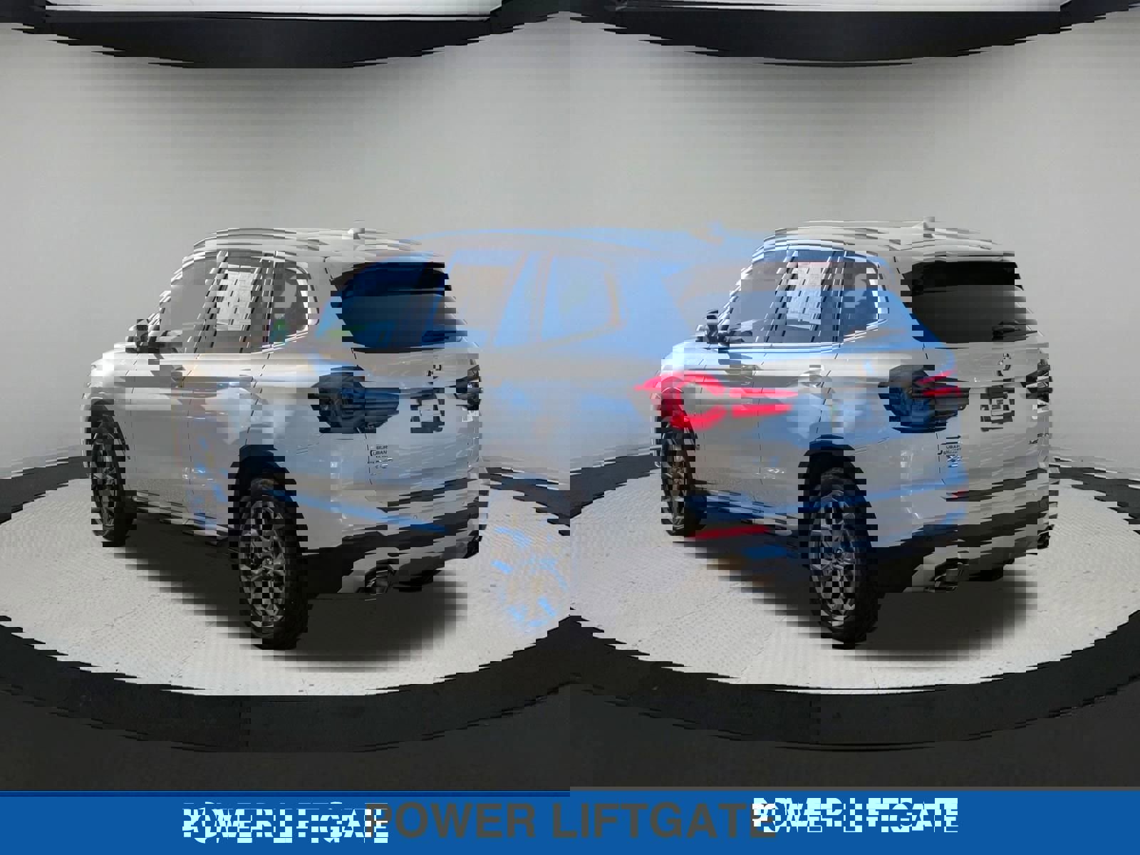 Used 2024 BMW X3 xDrive30i w/ Convenience Package image 6