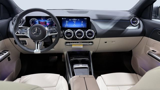 New 2026 Mercedes-Benz GLA 250 4MATIC image 6
