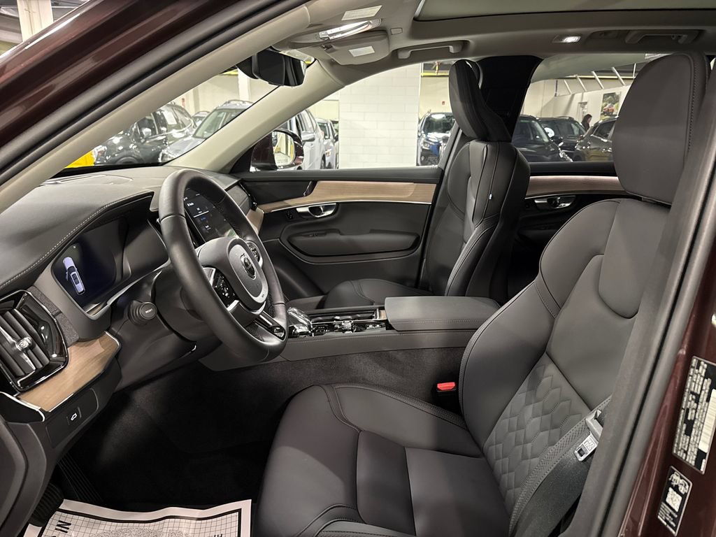 Certified 2026 Volvo XC90 B5 Plus w/ Protection Package Premier AWD/4WD image 10