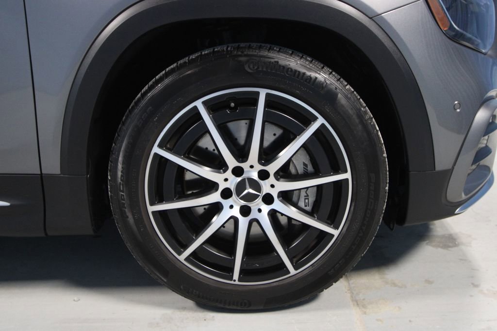 Used 2025 Mercedes-Benz GLB 35 AMG 4MATIC image 33