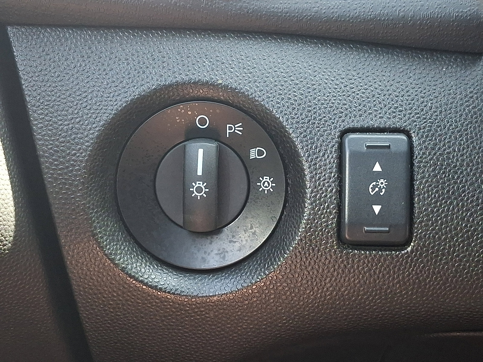 Used 2016 Ford Fiesta SE FWD image 21