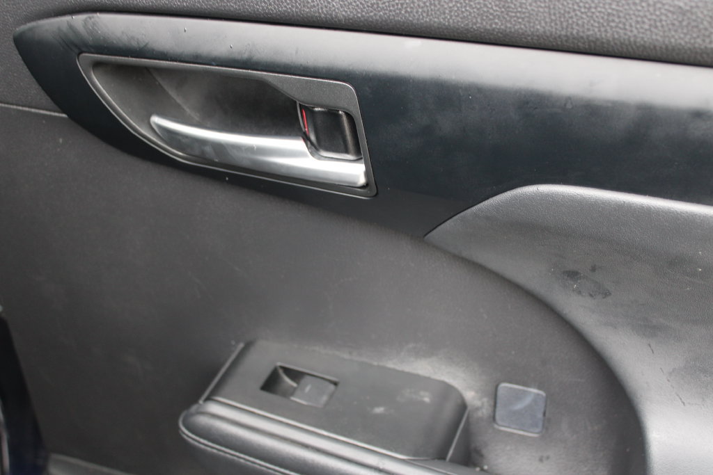 Used 2025 Toyota Highlander XSE AWD/4WD image 25