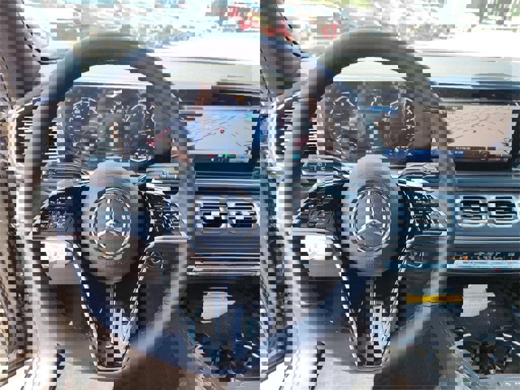 New 2025 Mercedes-Benz GLE 450e 4MATIC image 21