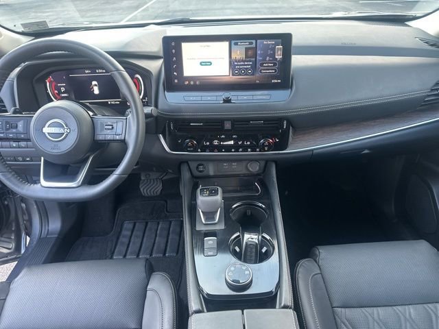 Used 2024 Nissan Rogue Platinum w/ Platinum Premium Package image 19