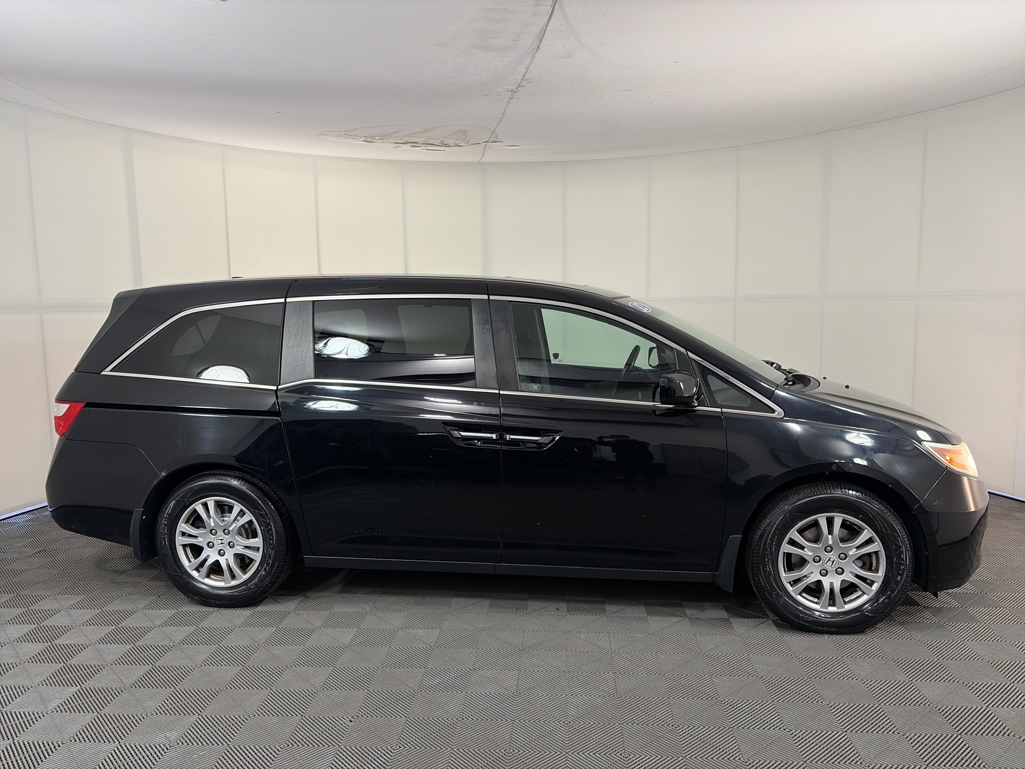Used 2012 Honda Odyssey EX-L image 4