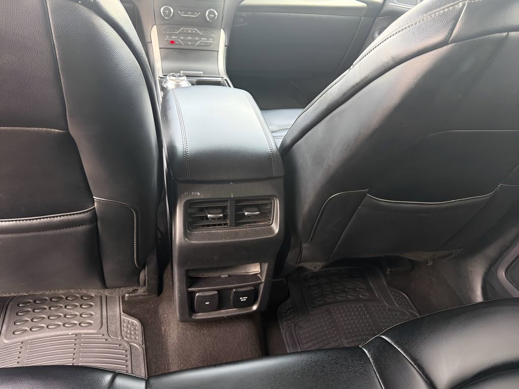 Used 2019 Ford Edge SEL w/ Equipment Group 201A image 21
