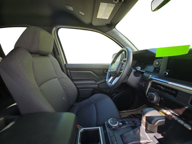 Used 2025 Toyota Tacoma SR5 AWD/4WD image 15