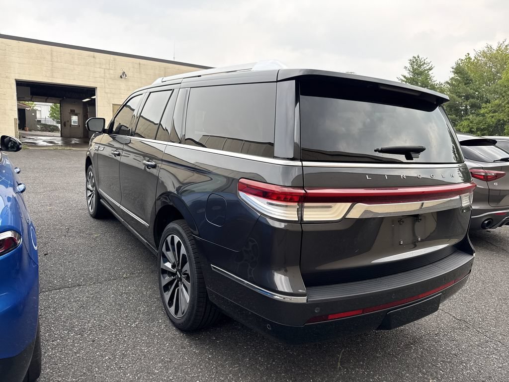 Certified 2023 Lincoln Navigator L Reserve AWD/4WD image 6