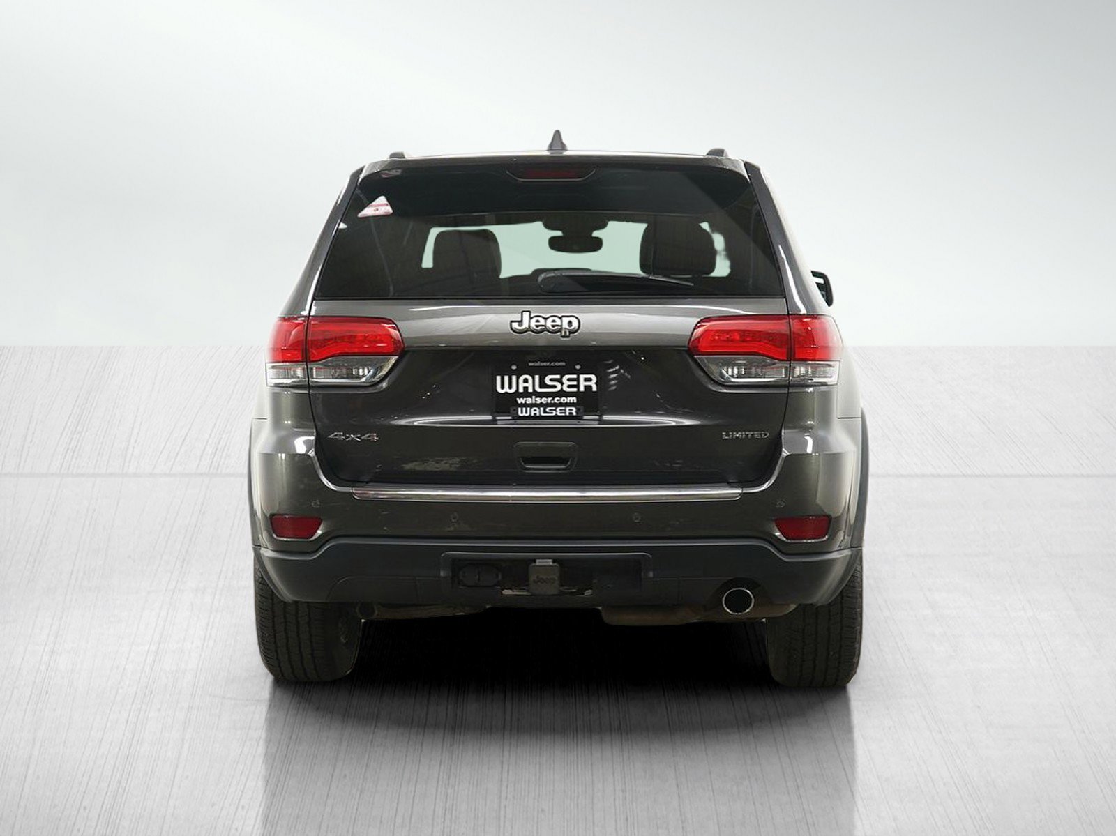 Used 2018 Jeep Grand Cherokee Limited w/ Trailer Tow Group IV image 4