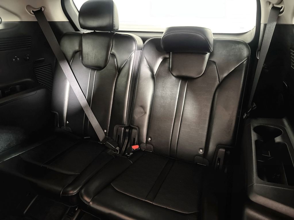 Used 2025 Kia Sorento S AWD/4WD image 26