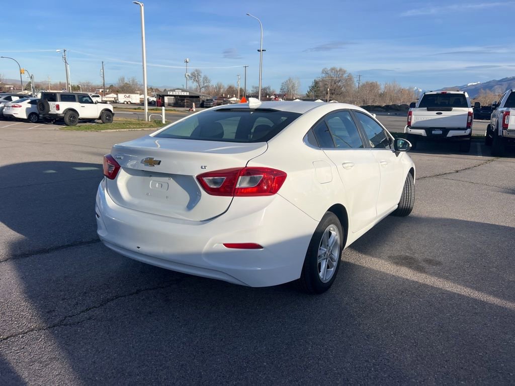 Used 2017 Chevrolet Cruze LT image 6