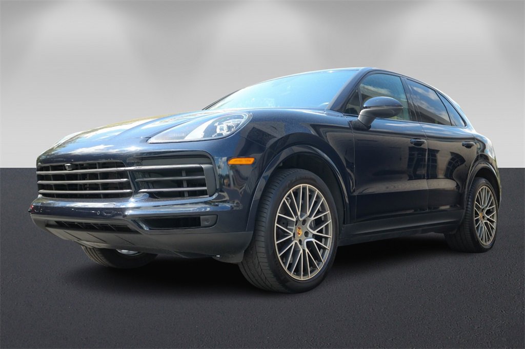 Used 2022 Porsche Cayenne Platinum Edition image 7