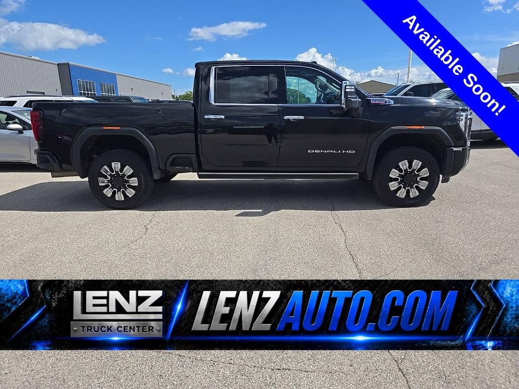 Used 2025 GMC Sierra 3500 Denali w/ Denali Reserve Package AWD/4WD image 1