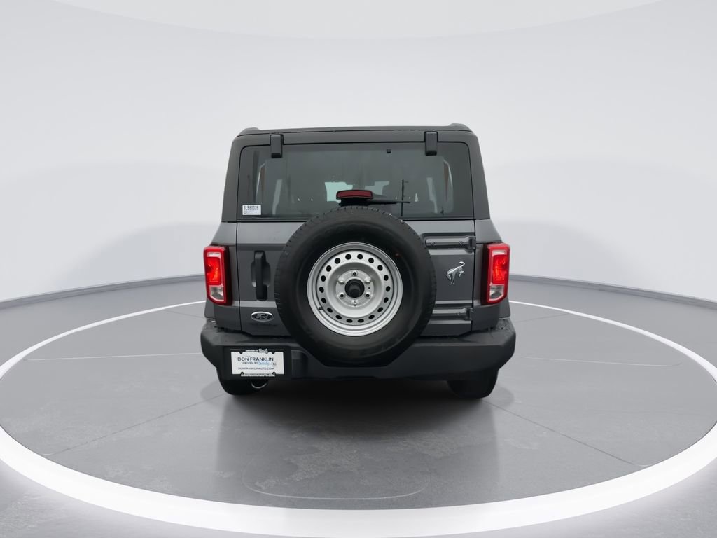 New 2025 Ford Bronco 4-Door image 7