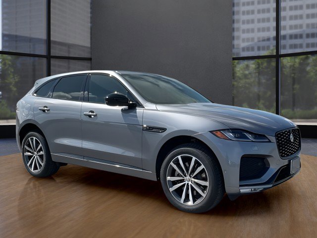 New 2026 Jaguar F-PACE R-Dynamic S image 2