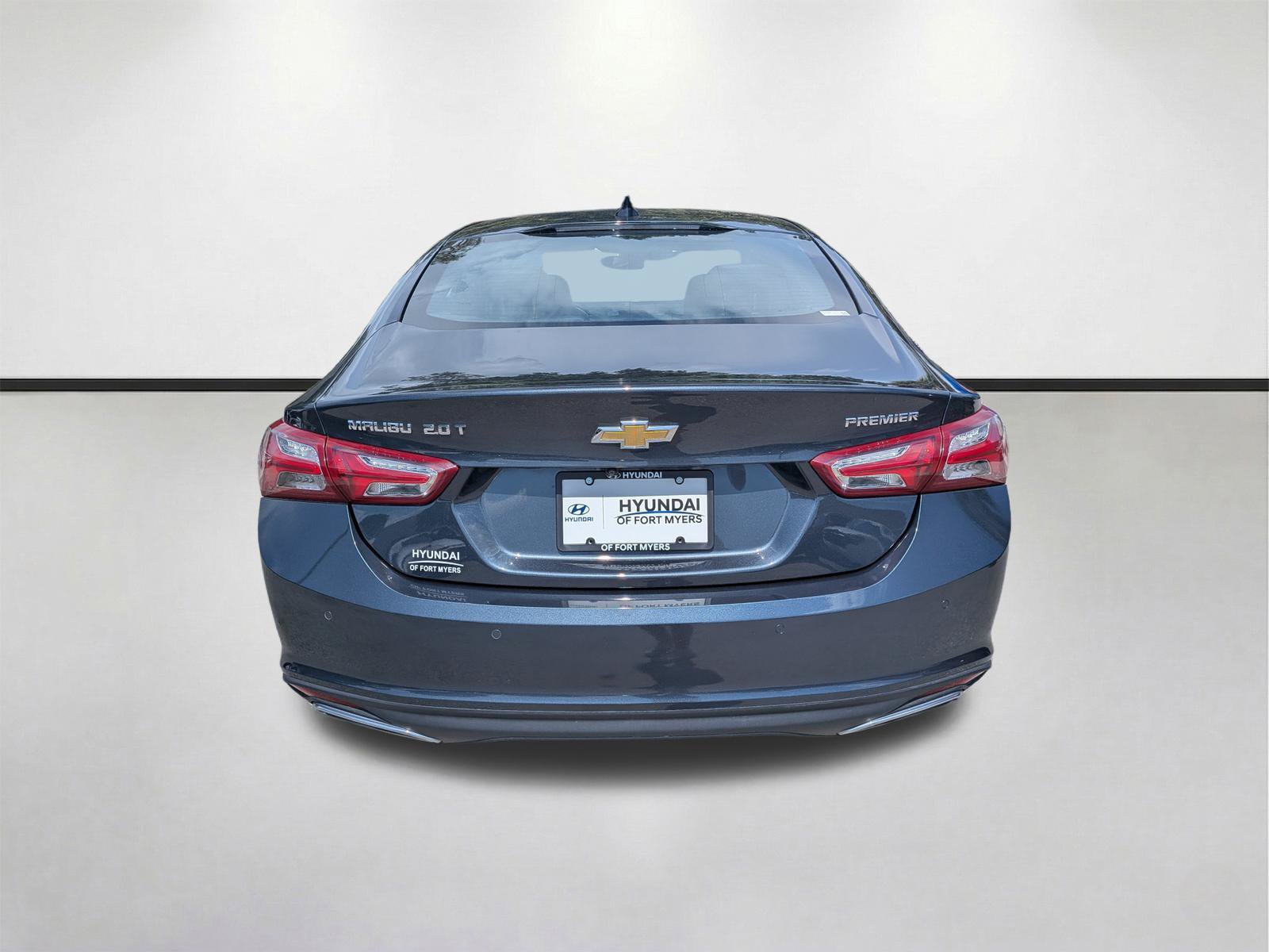 Used 2021 Chevrolet Malibu Premier FWD image 5