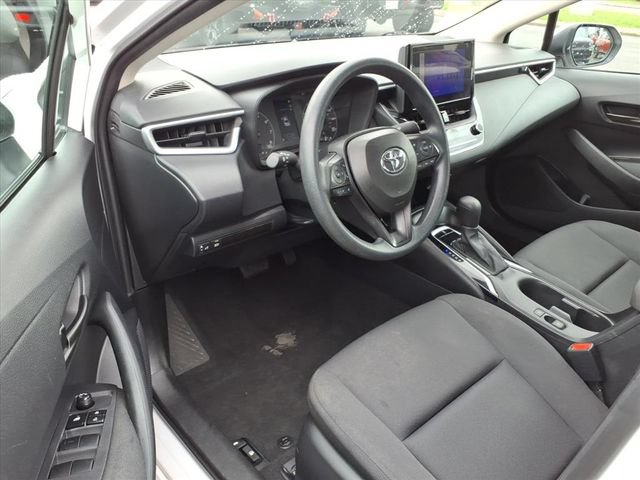 Used 2024 Toyota Corolla LE FWD image 19