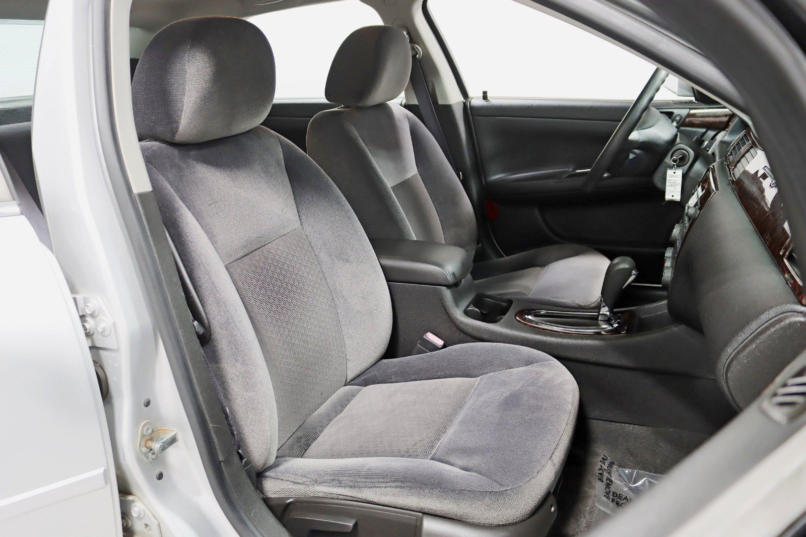 Used 2016 Chevrolet Impala Limited LS FWD image 20
