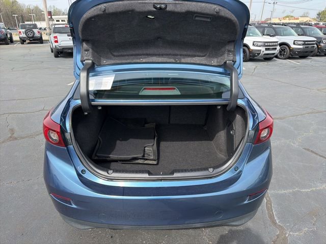 Used 2018 MAZDA MAZDA3 Touring image 9