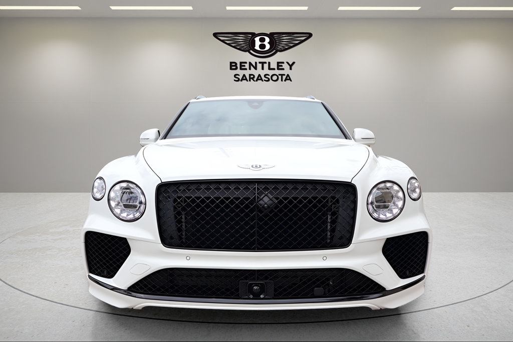 Used 2024 Bentley Bentayga AWD/4WD image 10