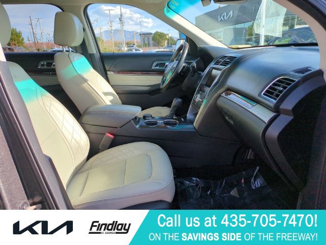 Used 2016 Ford Explorer Platinum AWD/4WD image 33