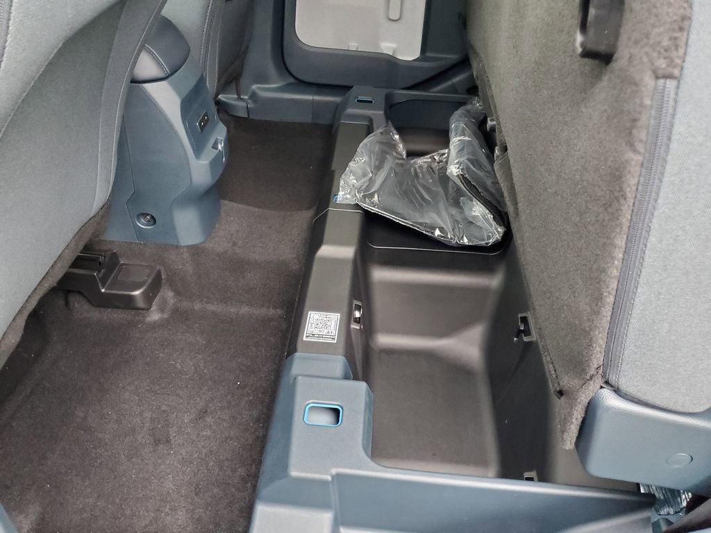 New 2025 Ford Maverick XLT w/ Equipment Group 302A image 35