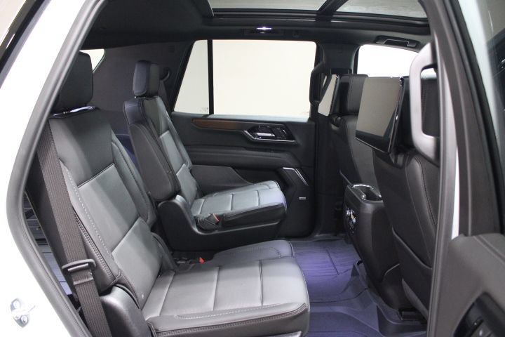 New 2026 GMC Yukon Denali w/ Denali Reserve Package AWD/4WD image 32