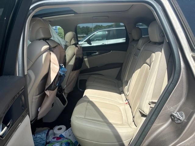 Used 2019 Lincoln Nautilus Reserve FWD image 8