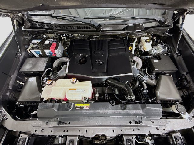 Used 2022 Toyota Tundra SR5 w/ Advanced Technology Package AWD/4WD image 29