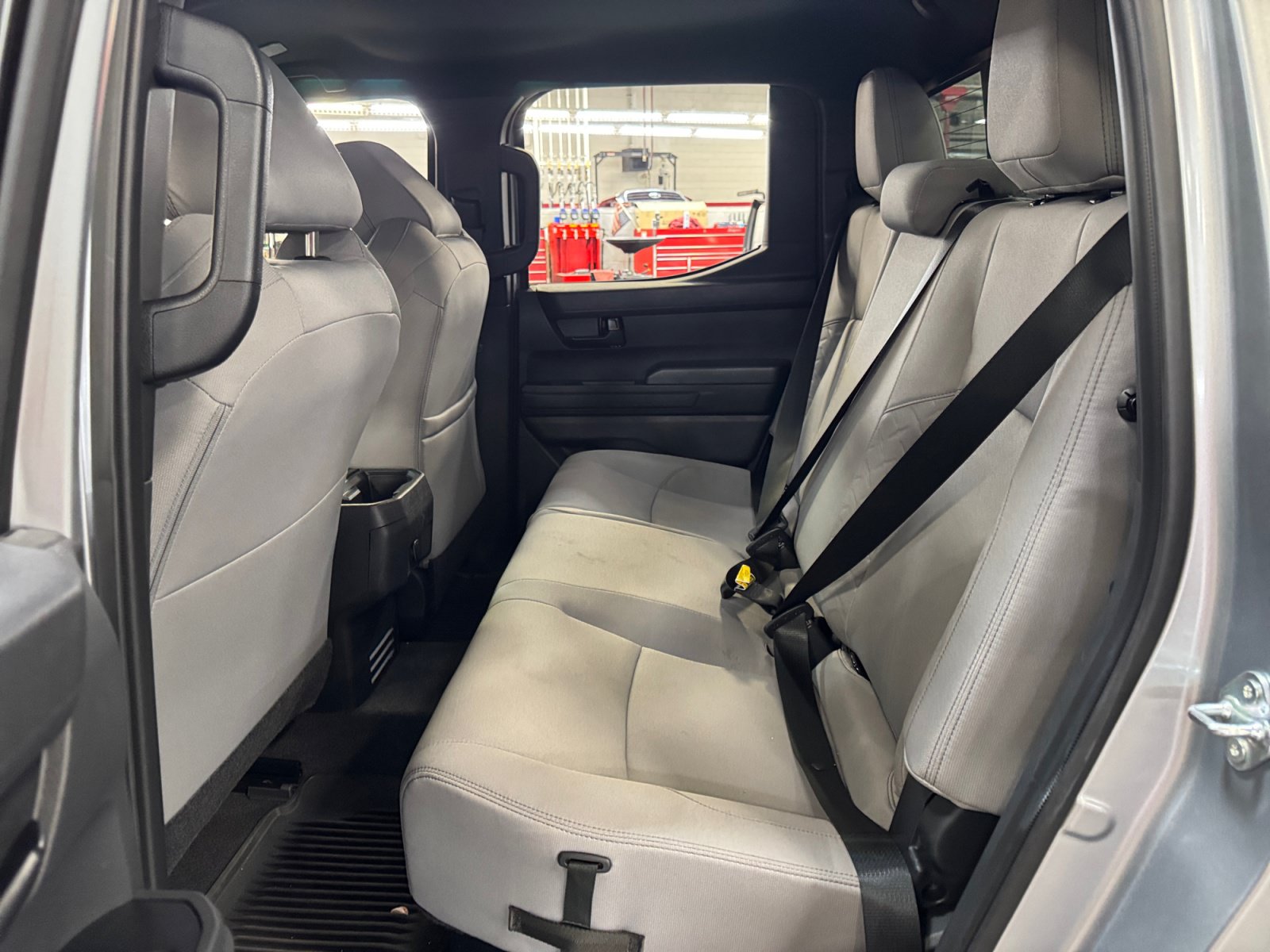 Certified 2025 Toyota Tacoma SR5 AWD/4WD image 17
