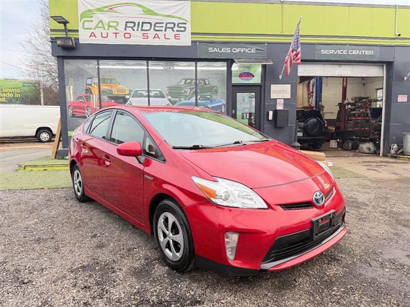 Used 2015 Toyota Prius Two FWD image 3