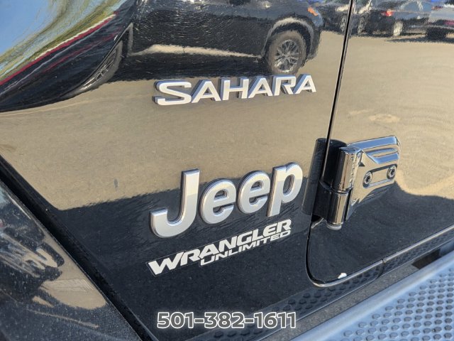 Used 2019 Jeep Wrangler Unlimited Sahara AWD/4WD image 8