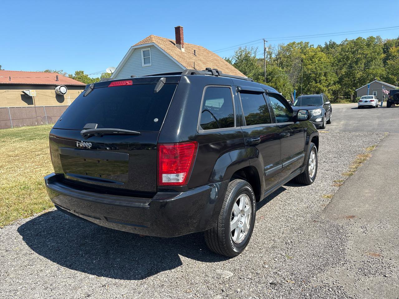 Used 2009 Jeep Grand Cherokee Laredo AWD/4WD image 6