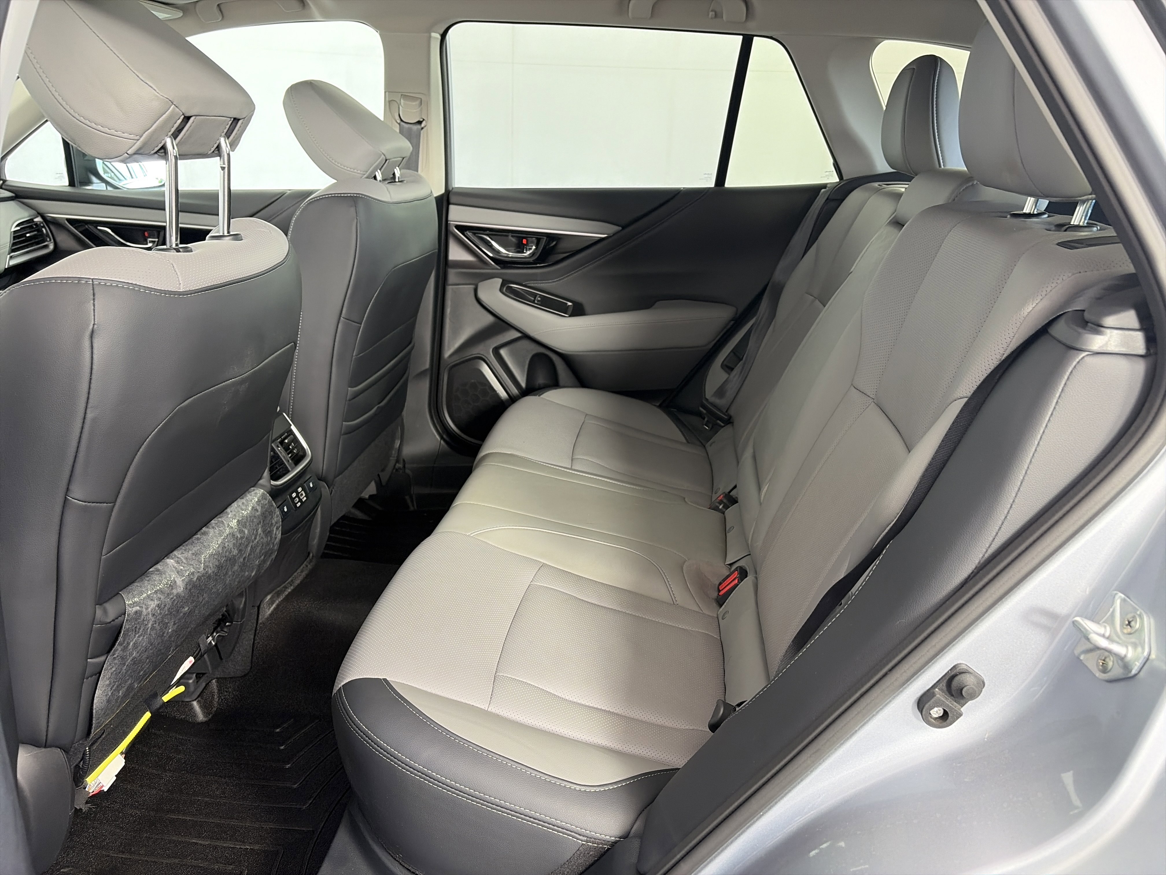 Used 2023 Subaru Outback Limited XT AWD/4WD image 10