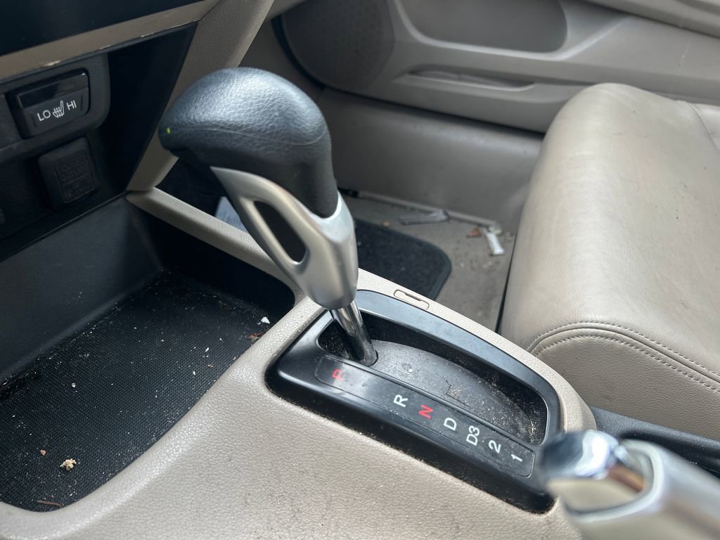 Used 2012 Honda Civic EX-L image 21