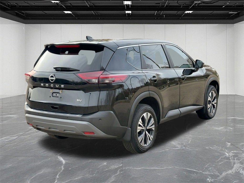 Used 2022 Nissan Rogue SV image 5