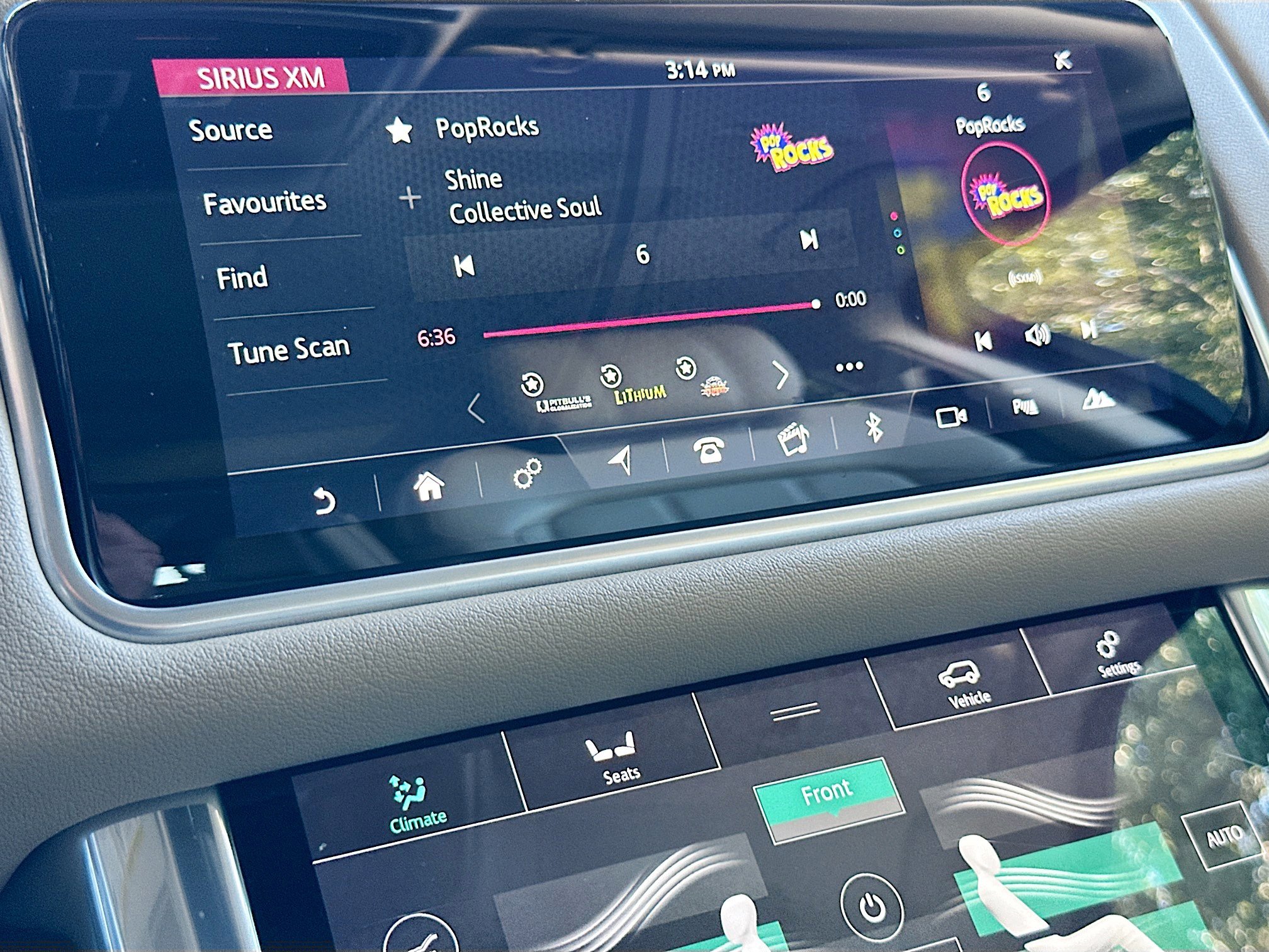 Used 2021 Land Rover Range Rover Sport HSE Silver Edition image 14