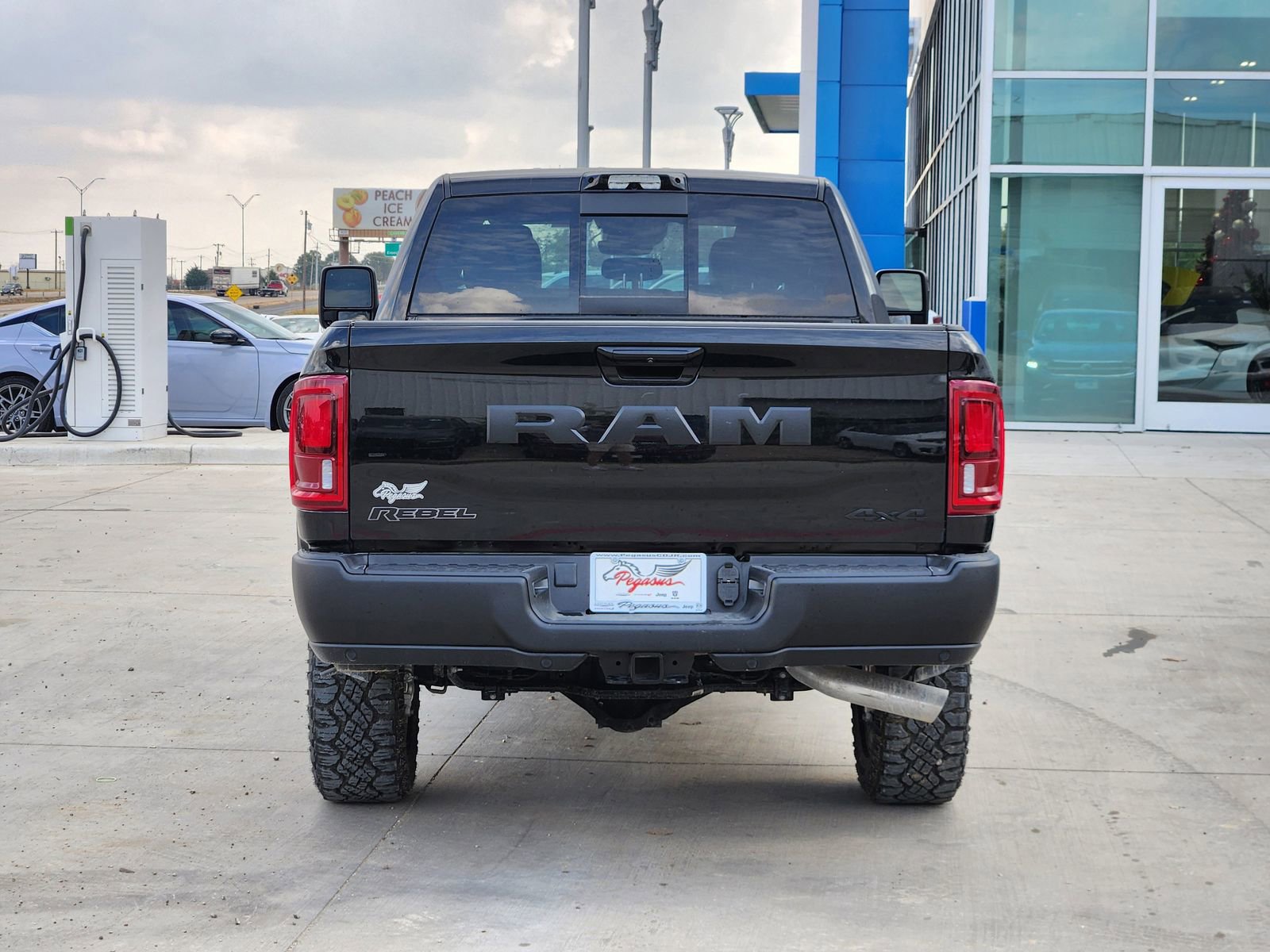 New 2025 RAM 2500 Rebel w/ Rebel Level 2 Equipment Group image 7