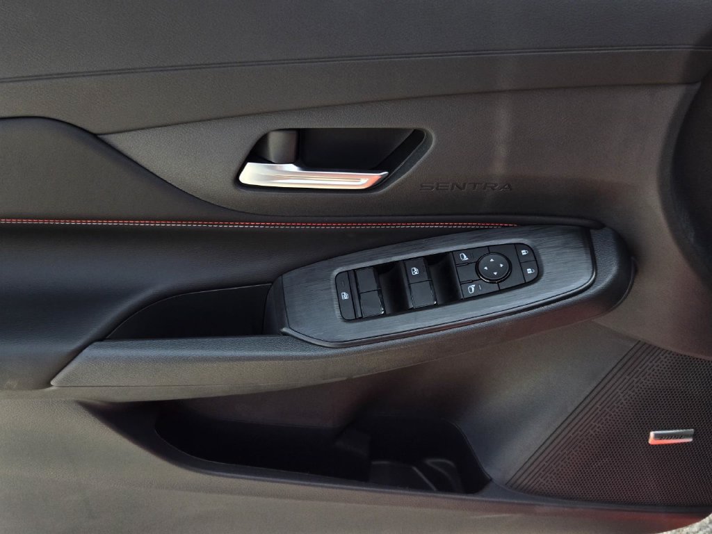 New 2026 Nissan Sentra SR w/ SR Premium Package FWD image 16