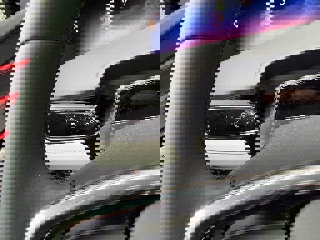 New 2026 Lincoln Nautilus Premier w/ Equipment Group 102A image 43