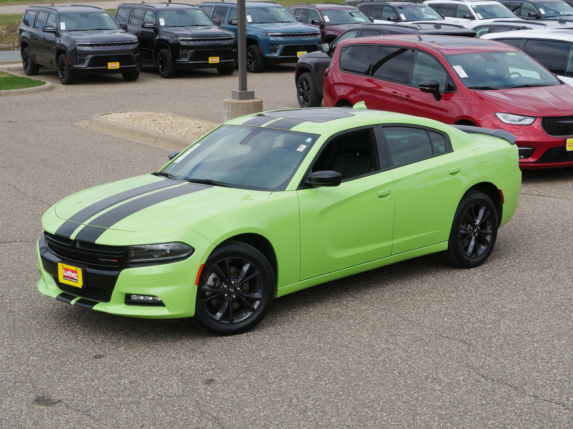 Used 2023 Dodge Charger SXT w/ Blacktop Package image 37