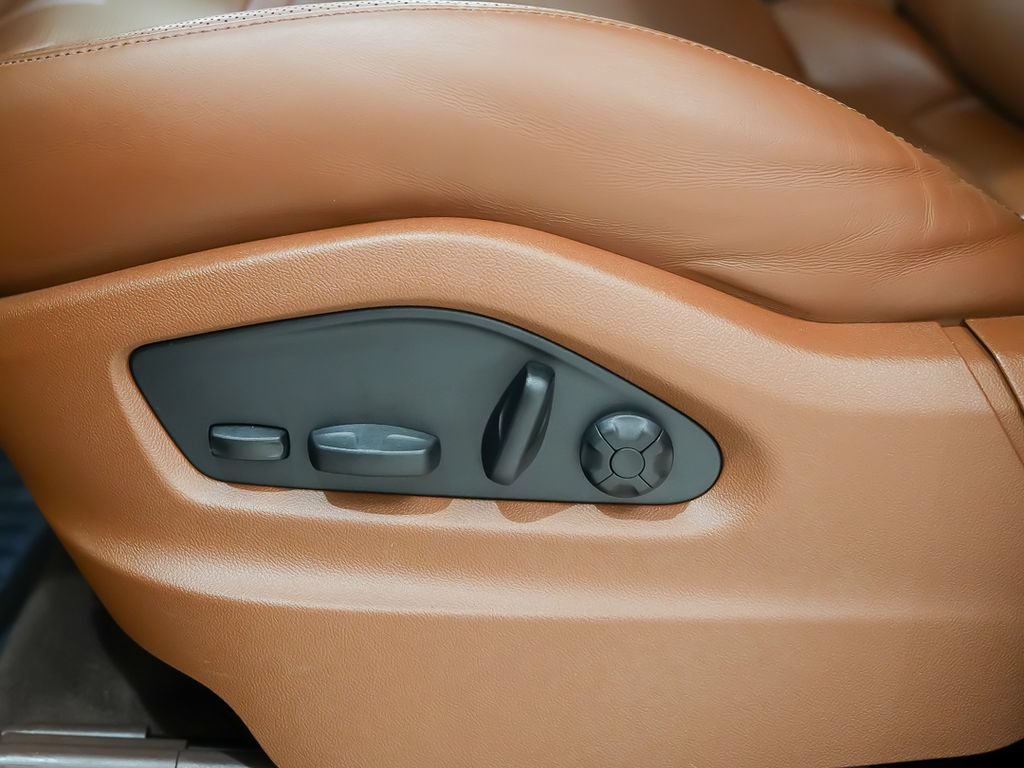 Certified 2022 Porsche Cayenne E-Hybrid AWD/4WD image 23