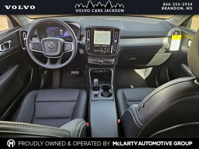 New 2026 Volvo XC40 B5 Core w/ Protection Package Premier AWD/4WD image 5
