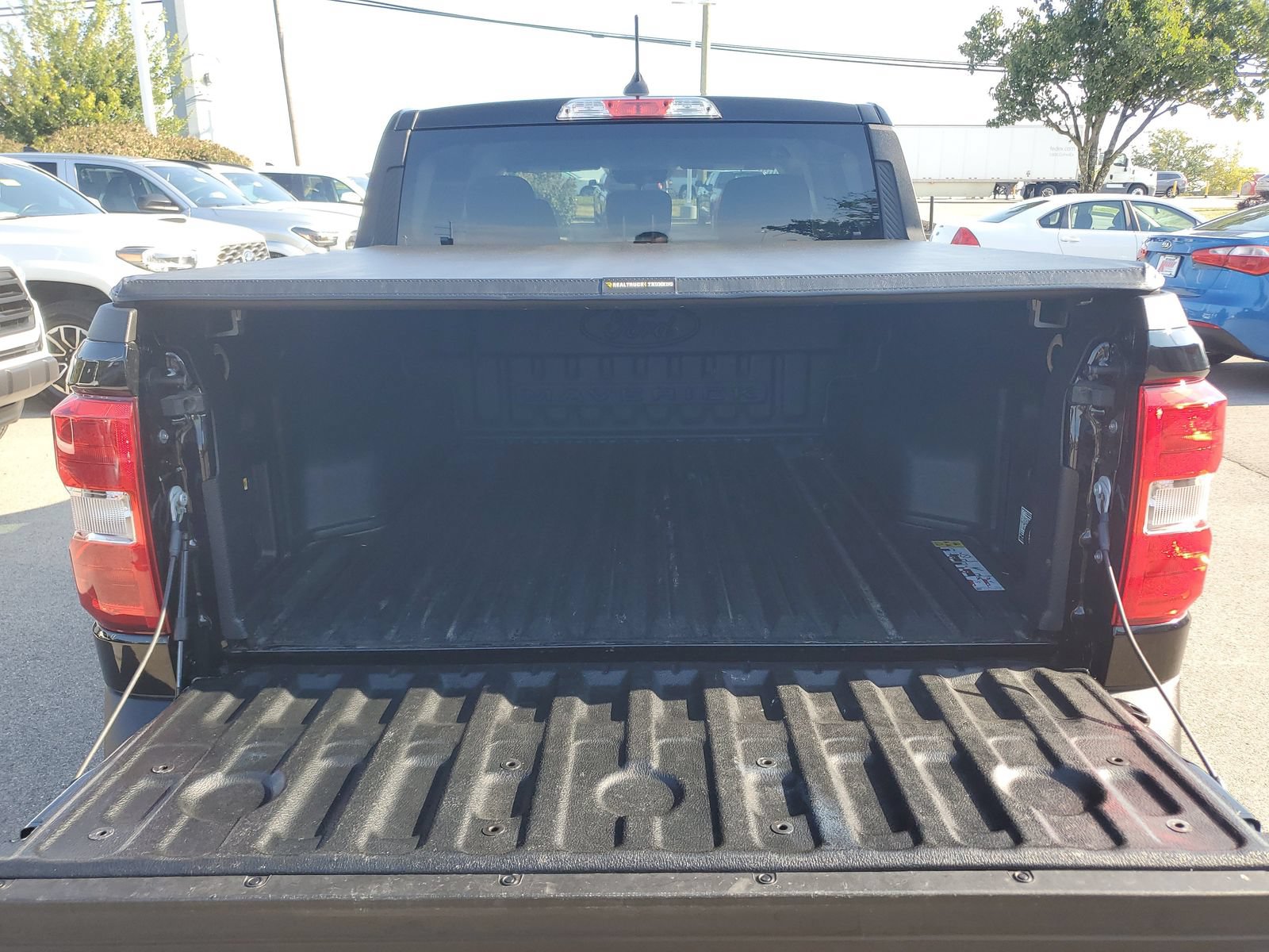 Used 2025 Ford Maverick XLT w/ XLT Luxury Package FWD image 8