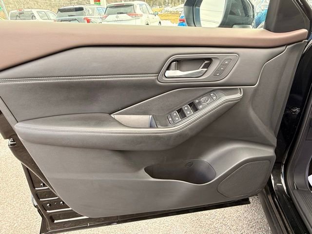 Certified 2023 Nissan Rogue SL w/ SL Premium Package image 12