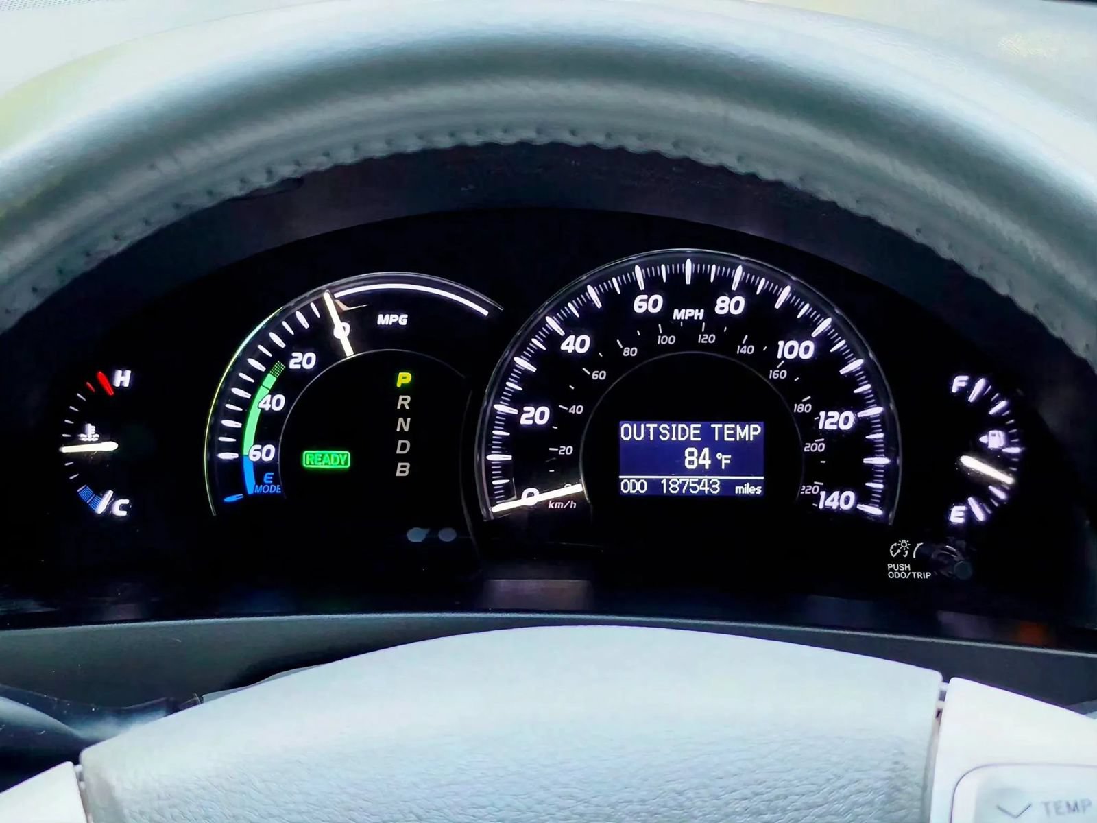 Used 2010 Toyota Camry Hybrid FWD image 14